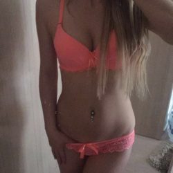 Merhaba yakışıklım… Ben Sude, Sitenin en tutkulu escort hanımlarından biriyim.