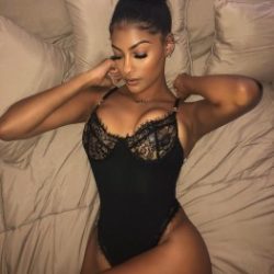 Arap Güzeli Sağlıklı Seksi Müzisyen Escort Elfin